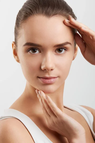 Woman Face Skin Care Portrait Attractive Young Female Applying Cream — Stock Photo, Image