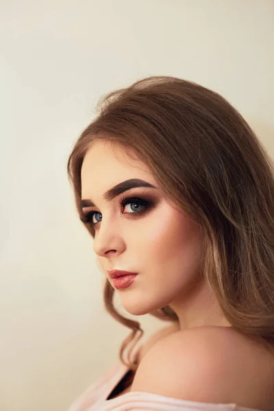 Schöne Modell Mädchen Mit Mode Luxus Make Lange Wimpern Perfekte — Stockfoto