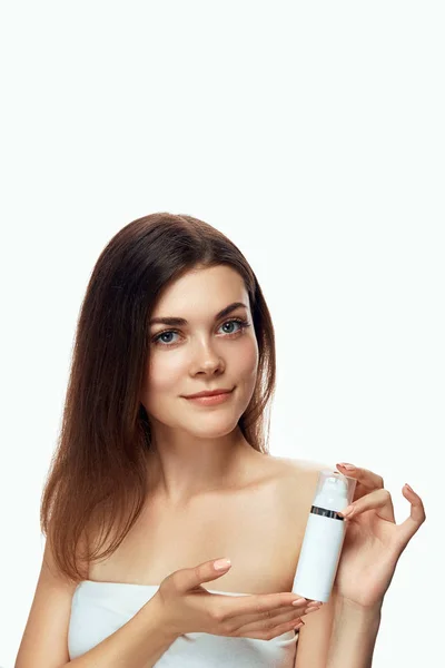 Cuidado Piel Concepto Belleza Joven Mujer Bonita Sosteniendo Crema Cosmética — Foto de Stock