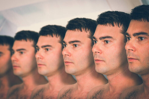 Много мужчин подряд - понятие генетического клона - стиль ретро
