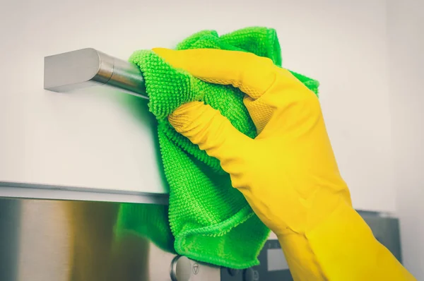 Hand Glove Green Rag Cleaning Stainless Steel Handles Housework Housekeeping — Stock Photo, Image