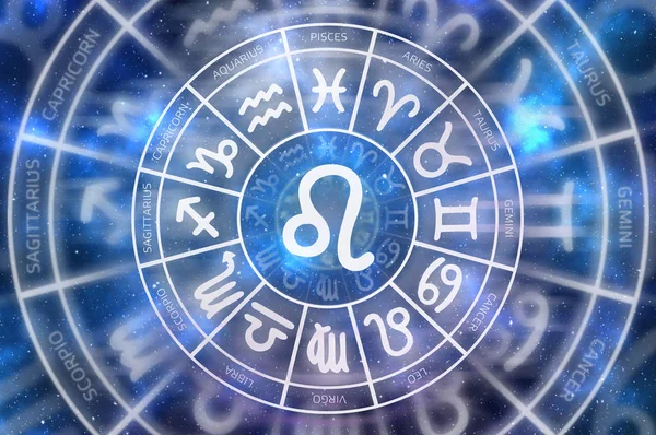 Zodiac Leo symbol inside of horoscope circle — Stock Photo, Image