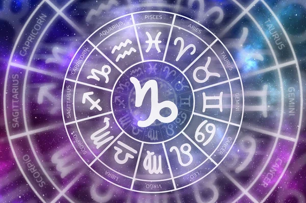 Zodíaco Capricórnio símbolo dentro do círculo horóscopo — Fotografia de Stock