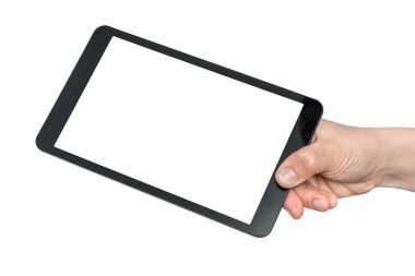 Beyaz arkaplanda izole edilmiş bir kadının elinde beyaz dokunmatik ekranlı tablet