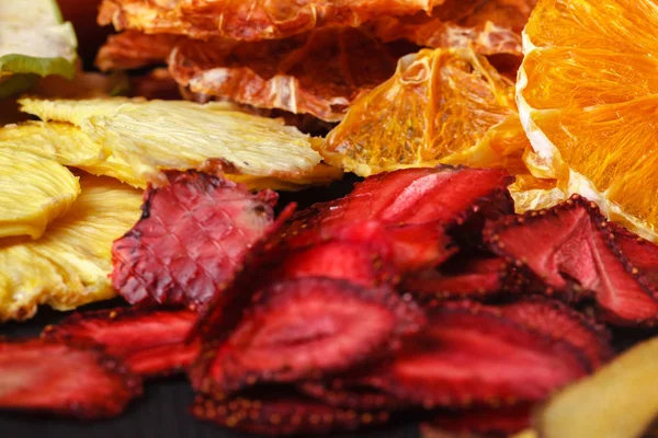 Getrocknete Erdbeerchips Aus Nächster Nähe — Stockfoto