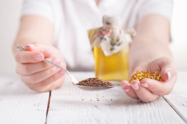 Keten tohumu ya da capcules olarak E vitamini yağda