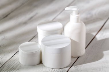 Kozmetik Spa marka model beyaz zemin üzerine yerleştirin, Tasarım