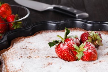 Sofrada böğürtlenli leziz cheesecake.