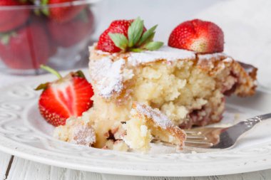 Sofrada böğürtlenli leziz cheesecake.