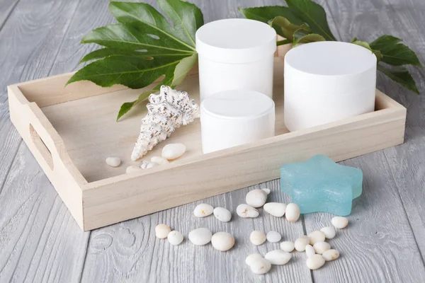 çeşitli kozmetik uygulama kadın cilt için hazır