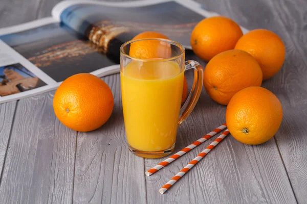 Frischer Orangensaft Glas — Stockfoto