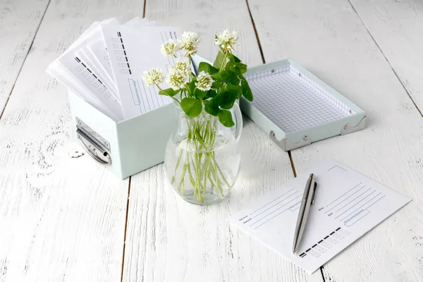 Yaz ruh ile beyaz Yonca Ahşap tablo