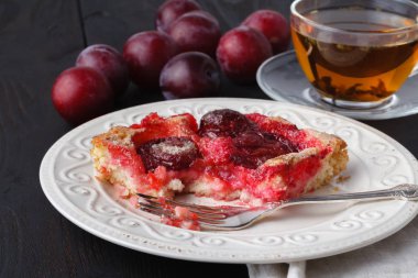 Bölgesel hasat meyve taze Erik pasta