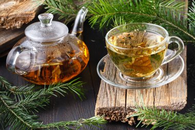 Kırsal tablo taze otlar ile sağlıklı çay