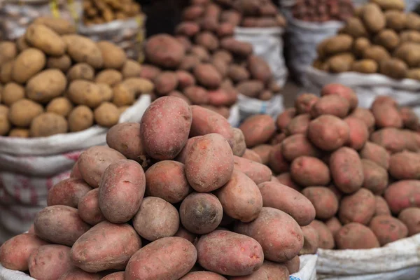 Свежие Органические Продукты Местном Фермерском Рынке Картофель — стоковое фото