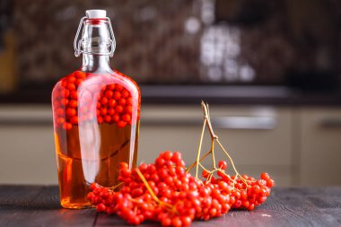 Alkol cam, kavram el yapımı alko Rowan tentür