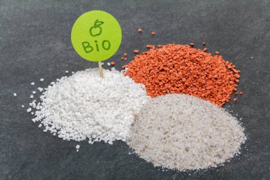 Yeşil plaka, yakından görmek ile mineral bio gübre