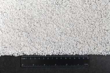 Makro çekim karışık kimyasal, yapay Azot Gübre granül fabrikada bitki. Büyük yığın mineral briketler
