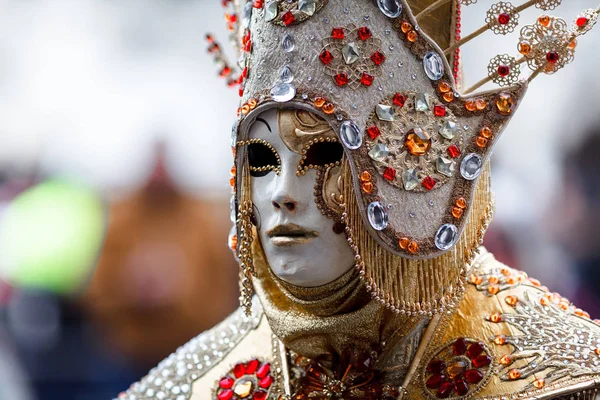 Veneza, Itália. Carnaval de Veneza, belas máscaras em São Marcos — Fotografia de Stock