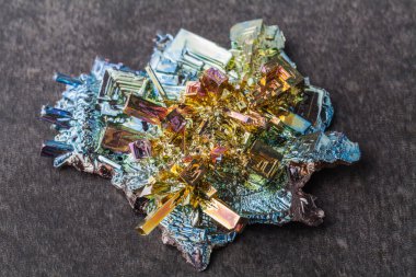 Bir yapay olarak sentezlenmiş bizmut cr yakın makro fotoğraf