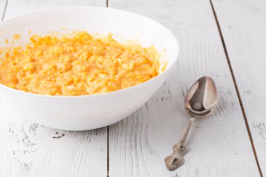 Cupcakes hazırlama süreci. Kabak hamur ekleme