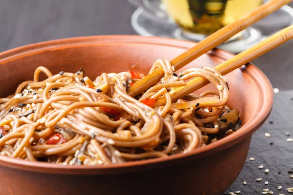 Macarrão soba vegetal japonês — Fotografia de Stock