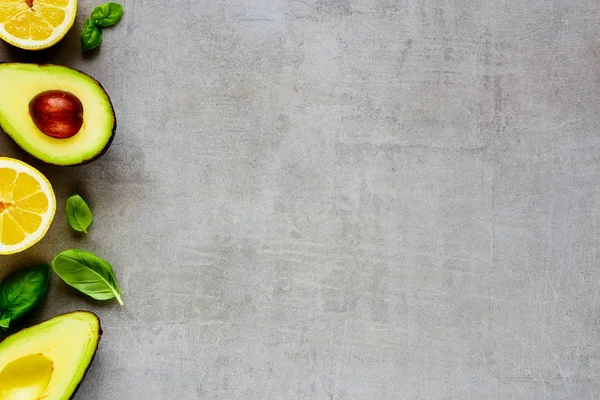 Avocado Lemon Basil Light Background Flat Lay Organic Food Frame — Stock Photo, Image