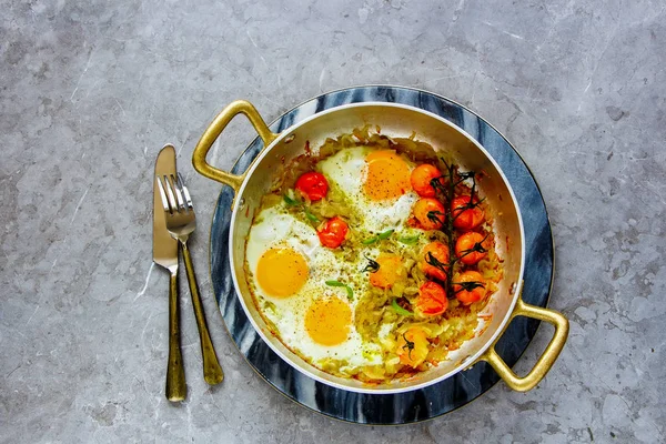 Desayuno huevos fritos —  Fotos de Stock