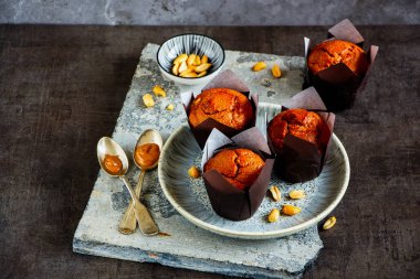 Fıstık ezmesi muffins