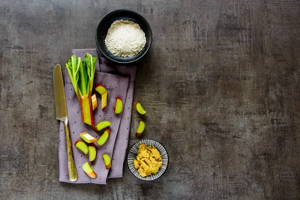 Cooking rhubarb cake — Stock Photo, Image