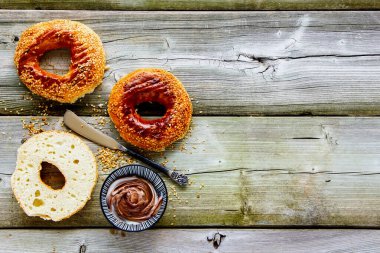 bütün tahıl simit