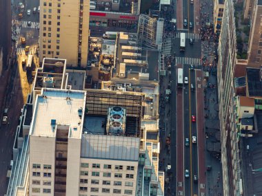 New York, Amerika Birleşik Devletleri - 22 Haziran 2016: gökdelenler ile New York'un Manhattan sokak havadan görünümü. Gökdelenler New York. Gökdelenler hava. Gün batımında New York'ta gökdelenler.