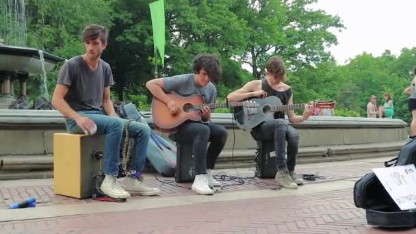 Nowy Jork Stany Zjednoczone Czerwiec 2016 Street Muzycy Grają Muzykę — Wideo stockowe