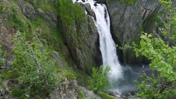 挪威山区的瀑布 — 图库视频影像