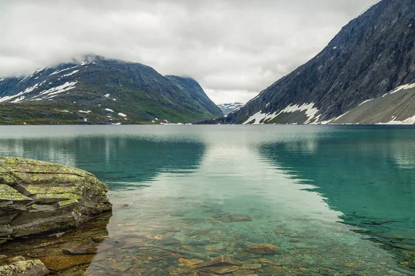 Noruega lago Djupvatnet —  Fotos de Stock