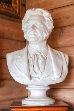 Norveç besteci Edvard Grieg 'in büstü