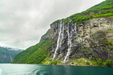 Şelaleler Seven Sisters, Geiranger Fjord, Norveç