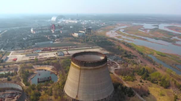 Kerncentrale van Tsjernobyl, Ukrine. Luchtfoto — Stockvideo