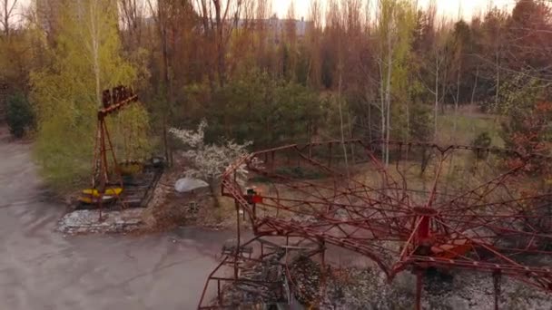 Çernobil nükleer santrali yakınlarındaki Pripyt şehri. — Stok video