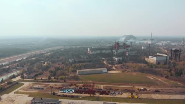 Чернобыльская АЭС, вид с воздуха — стоковое видео