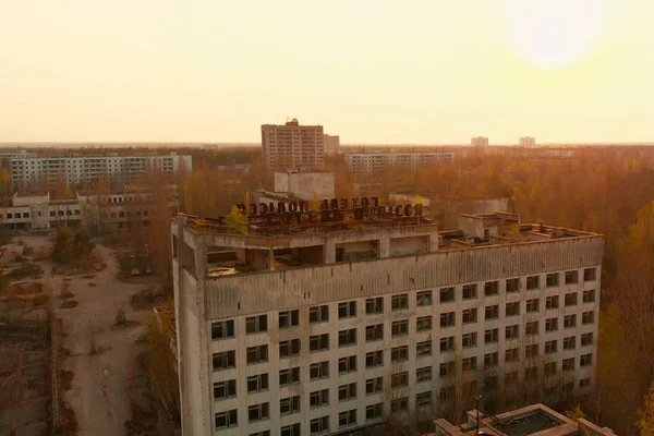 Ciudad de Pripyt cerca de la central nuclear de Chernobyl — Foto de Stock