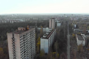 Pripyat'ta bir binada Sovyet arması