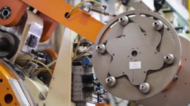 Lastik üretim makinesi yakın çekim