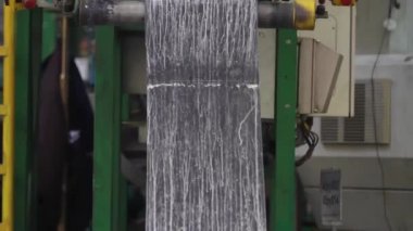 Büyük şaftlar ile makine kauçuk bileşik yoğur.