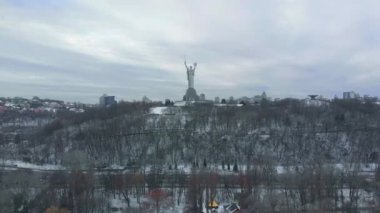 Anavatanın Anavatanı 'nın Kiev' deki Anıtı.