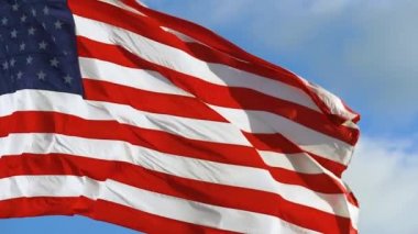 Amerika Birleşik Devletleri 'nde Amerikan Bayrağı Dalgalanması