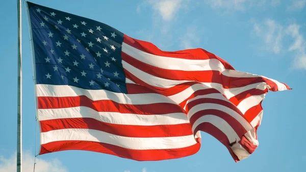 Vlag Van Verenigde Staten Van Amerika Waait Wind Close Van — Stockfoto
