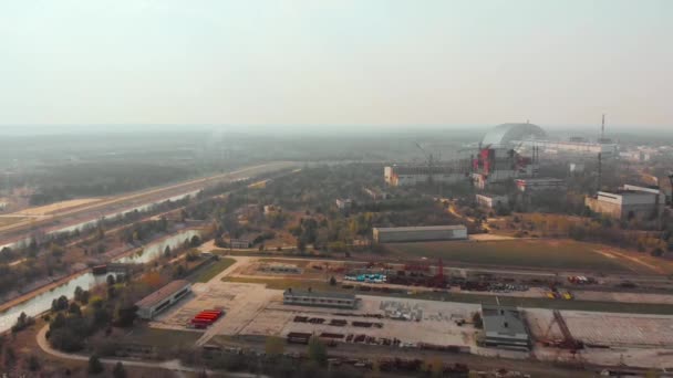 Território perto de Chernobyl NPP, Ucrânia. Vista aérea — Vídeo de Stock