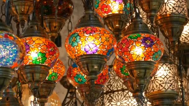 Multi-colored Turkish mosaic lamps on ceiling market in the famous Grand Bazaar in Istanbul, Turkey — Stock Video