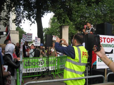 Londra İngiltere - 05 Haziran, 2018: ücretsiz Filistin durdurmak, sokakta öldürme durdurmak silahlandırmak İsrail olay editör olarak insanlar